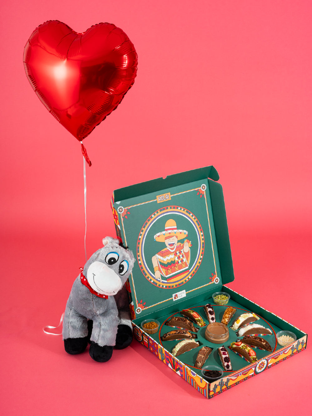 Hola, Peluş Eşek, Uçan Balon
