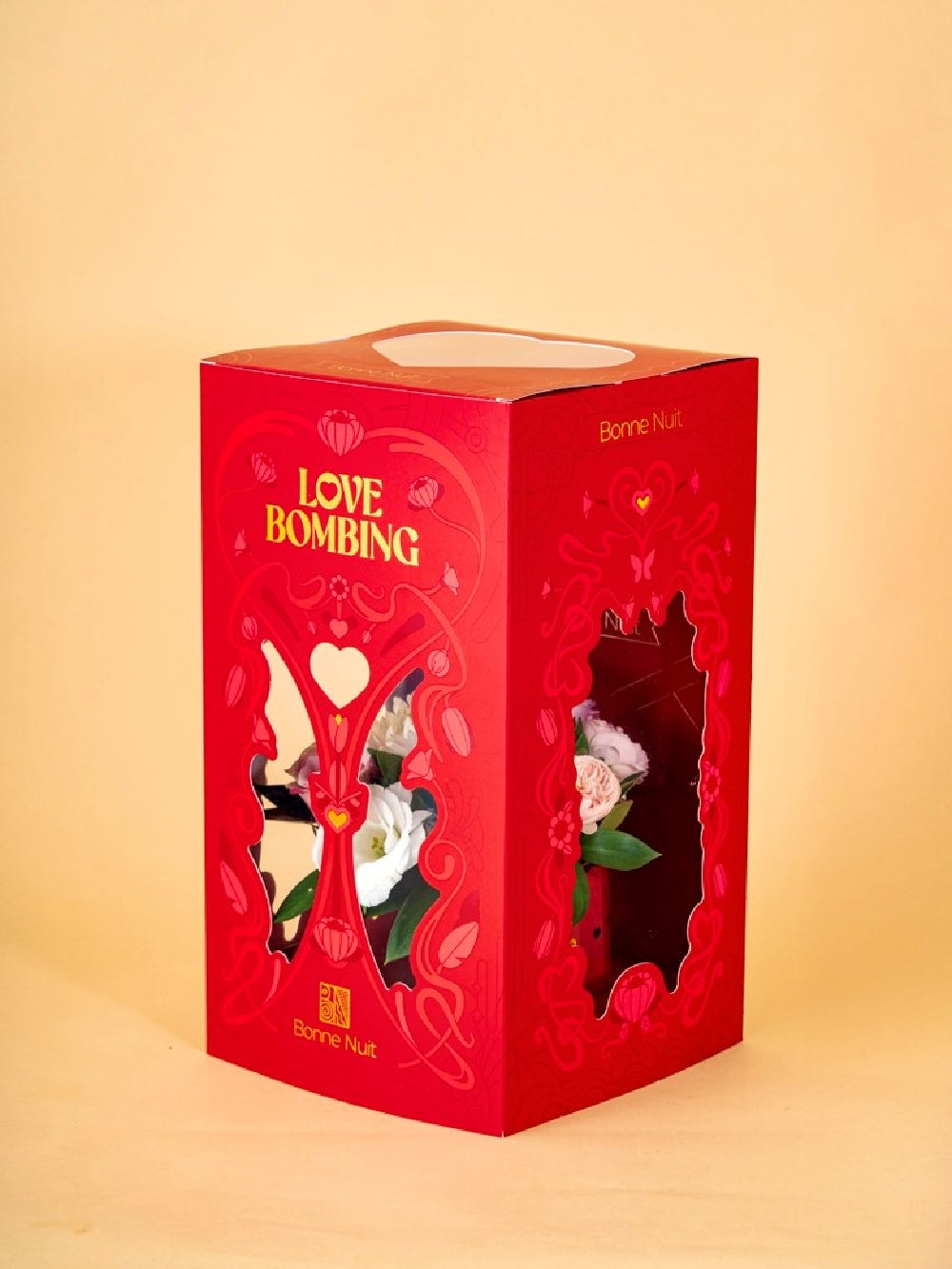 Love Bombing, Peluş Ayıcık